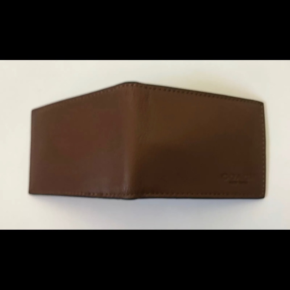 Compact ID Leather Wallet Gift set w/Key F64118 - Picture 7 of 8